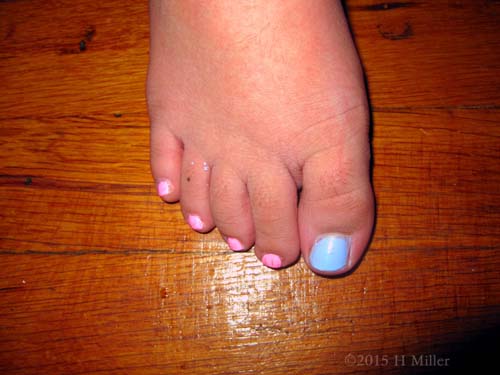 A Lovely Shade Of Blue And Pink Kids Pedi