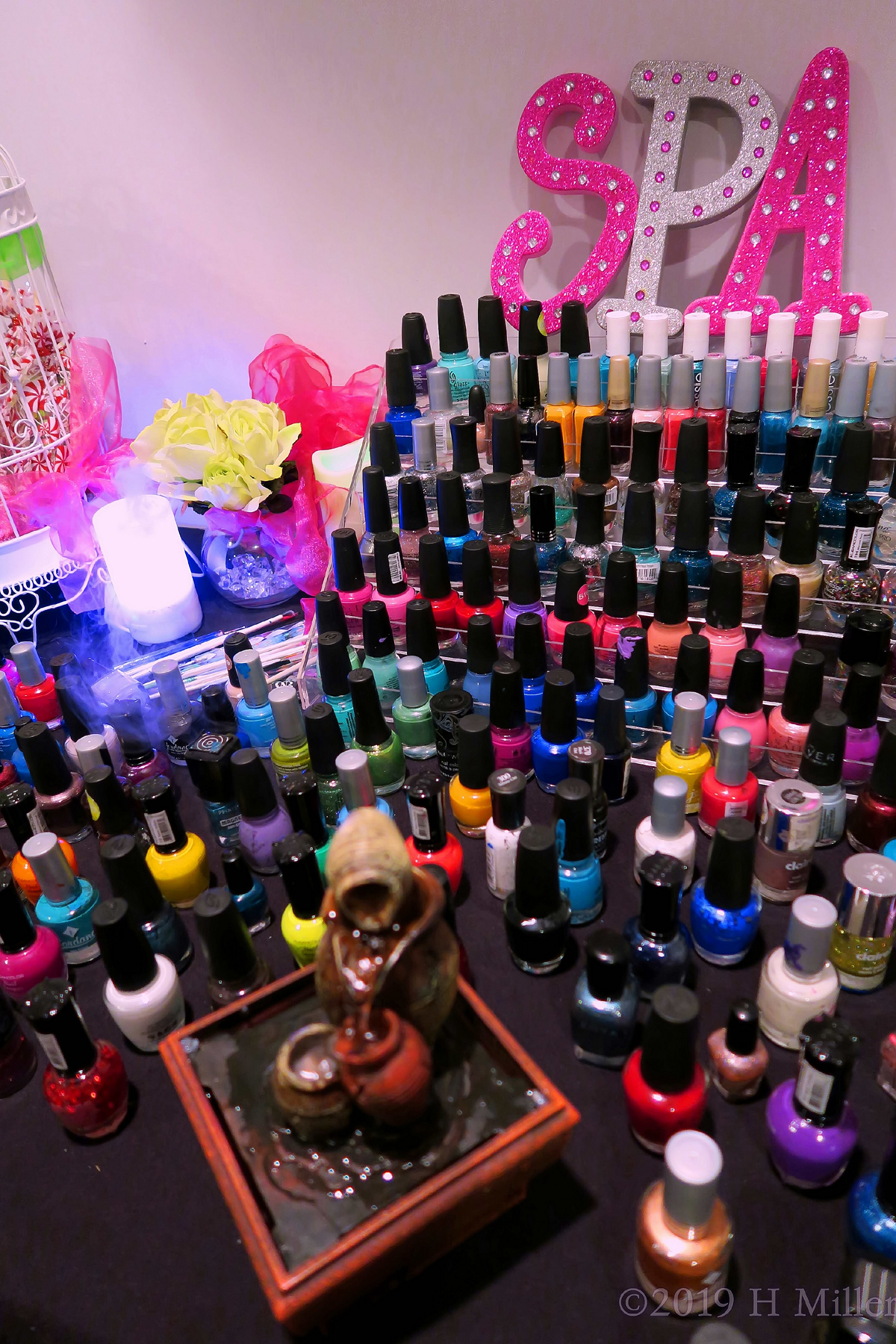 Nail Salon Polishes Are Ready For The Kids Spa Birthday Party 