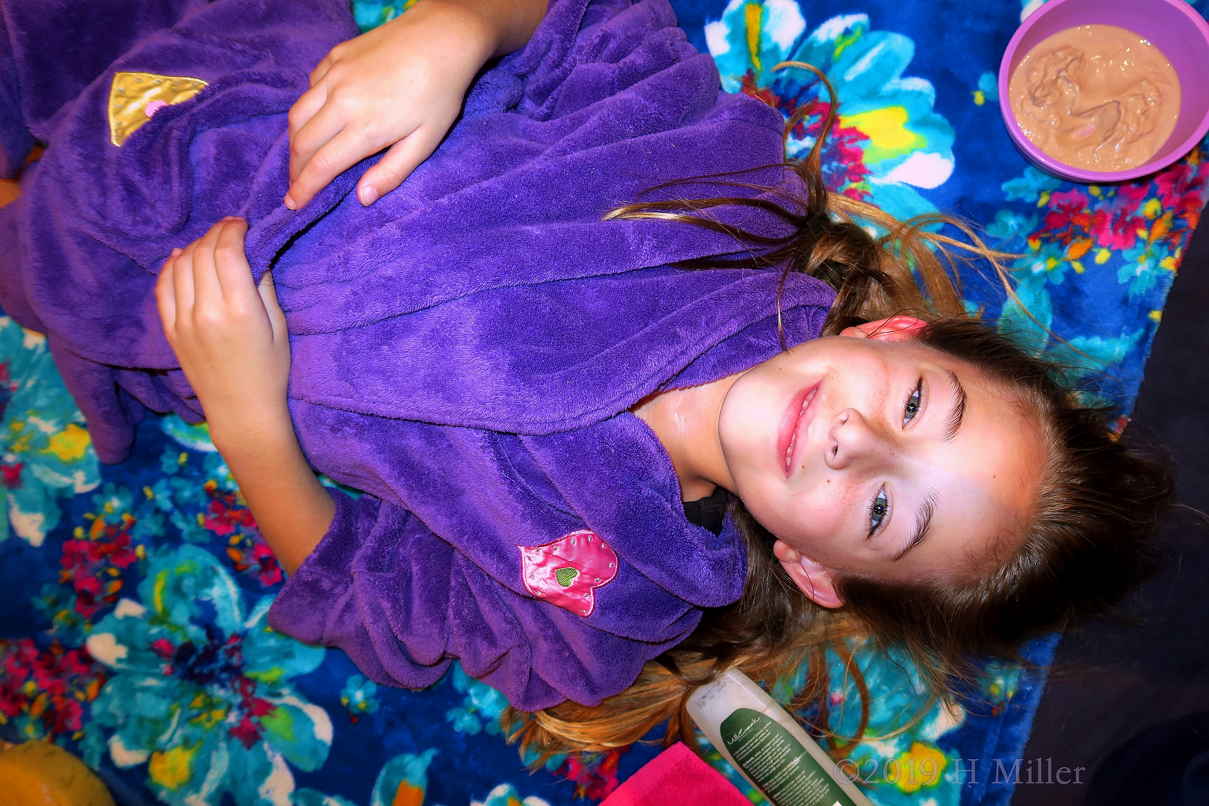 Girl Smiling On The Kids Facial Mat Girl Smiling On The Kids Facial Mat