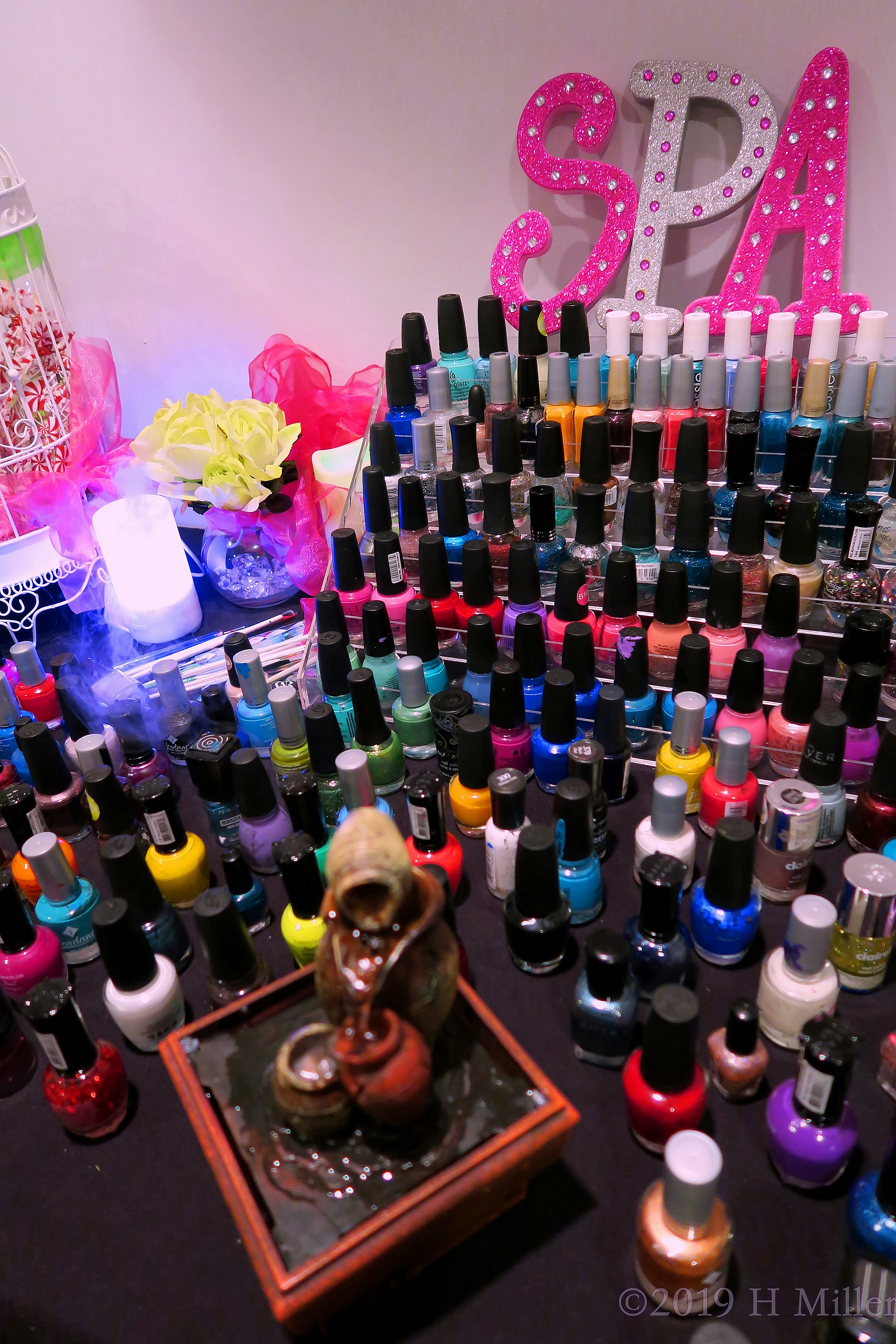 Nail Salon Polishes Are Ready For The Kids Spa Birthday Party 