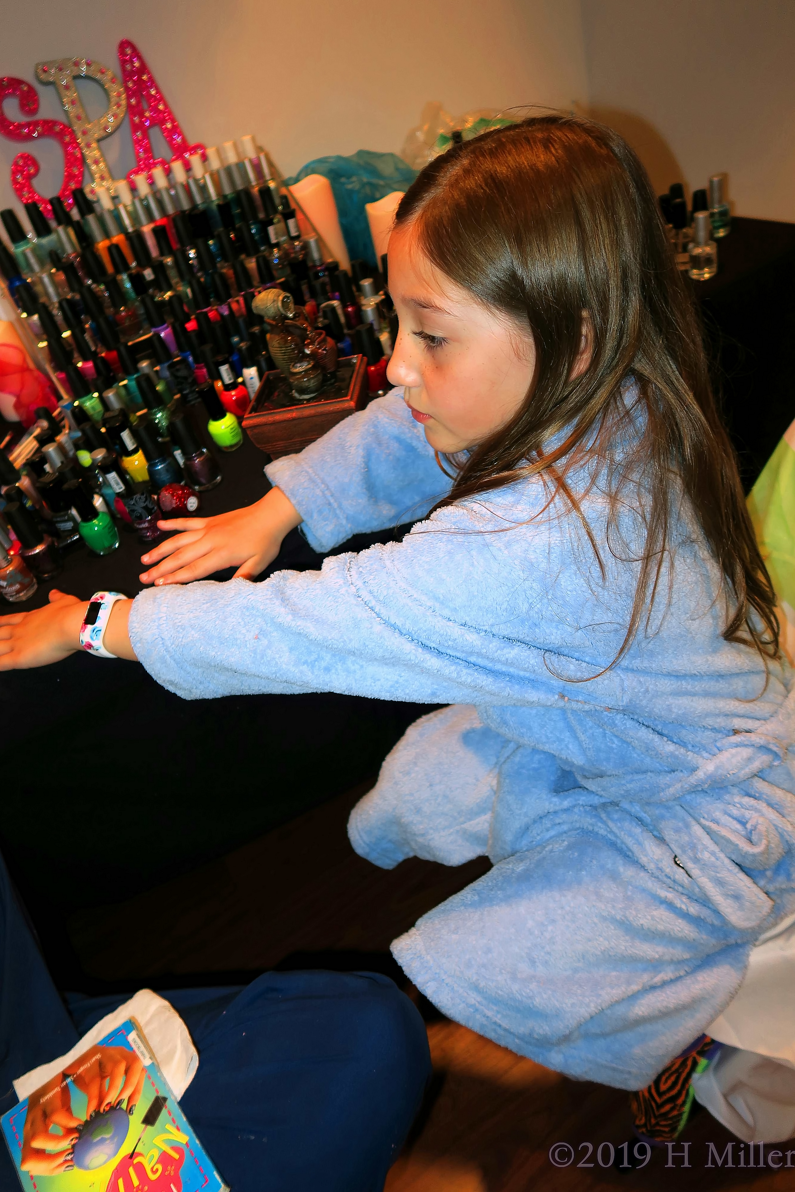 She Is Ready For The Kids Manicure! She Is Ready For The Kids Manicure!