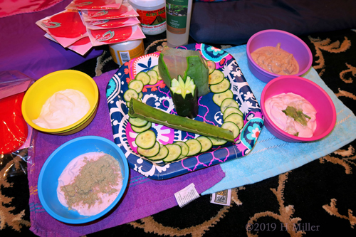 Cucumber Aloe Vera And Stawberry Yogurt Facials Are Ready For Kid Cucumber Aloe Vera And Stawberry Yogurt Facials Are Ready For Kid