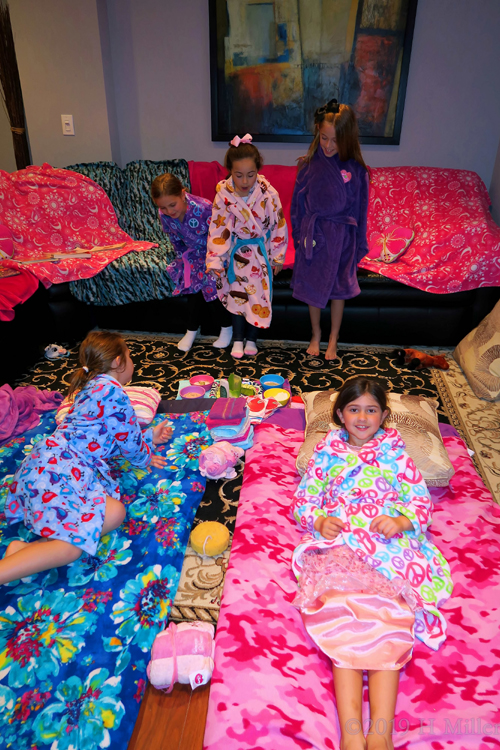 Friends At The Facial For Kids Area Friends At The Facial For Kids Area