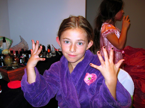 Do You Like My Girls Manicure Do You Like My Girls Manicure