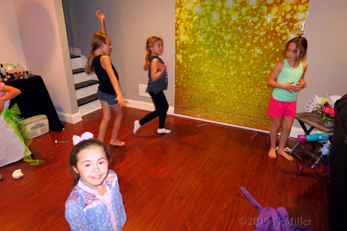 Let's Dance Together Savanna Let's Dance Together Savanna