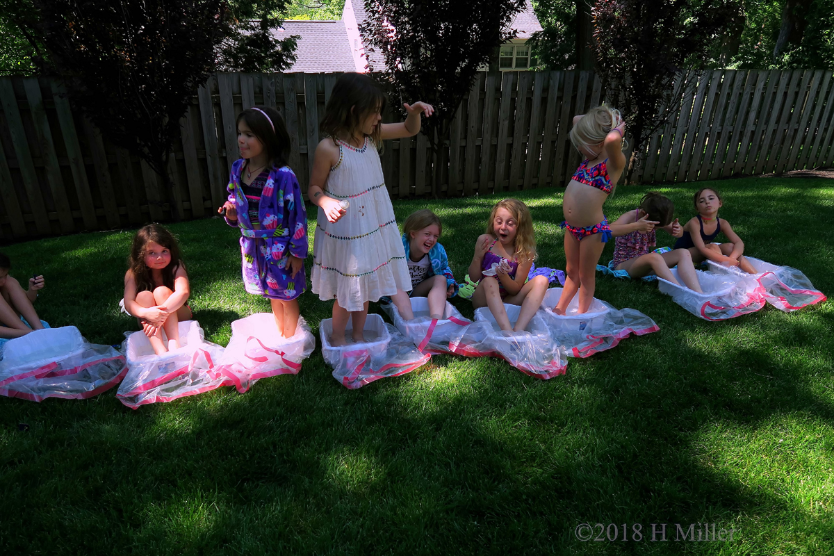 Mobile Pedicure Party For Kids 1