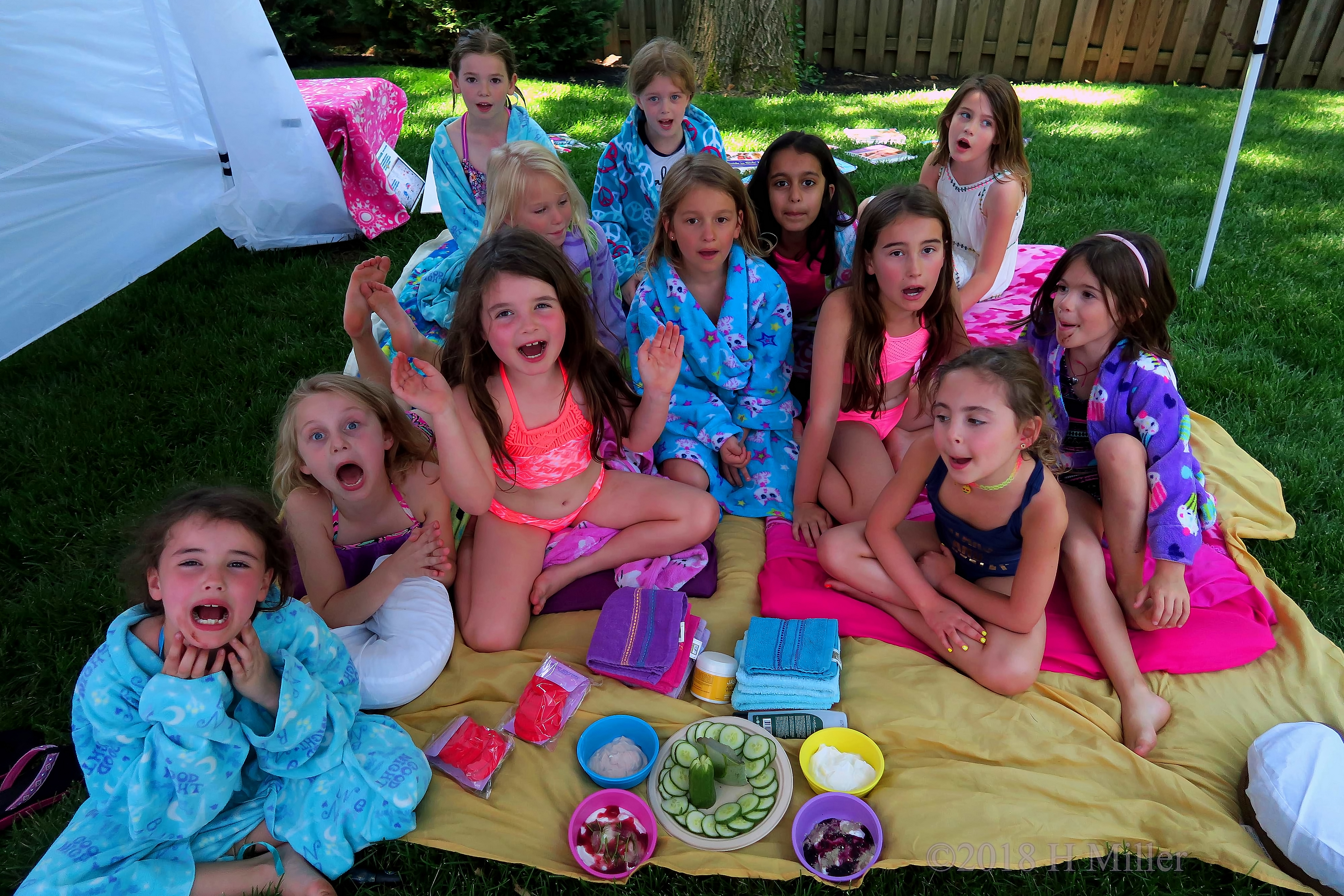 Group Photo Featuring Silly Faces At The Spa For Girls! 4 Group Photo Featuring Silly Faces At The Spa For Girls! 4