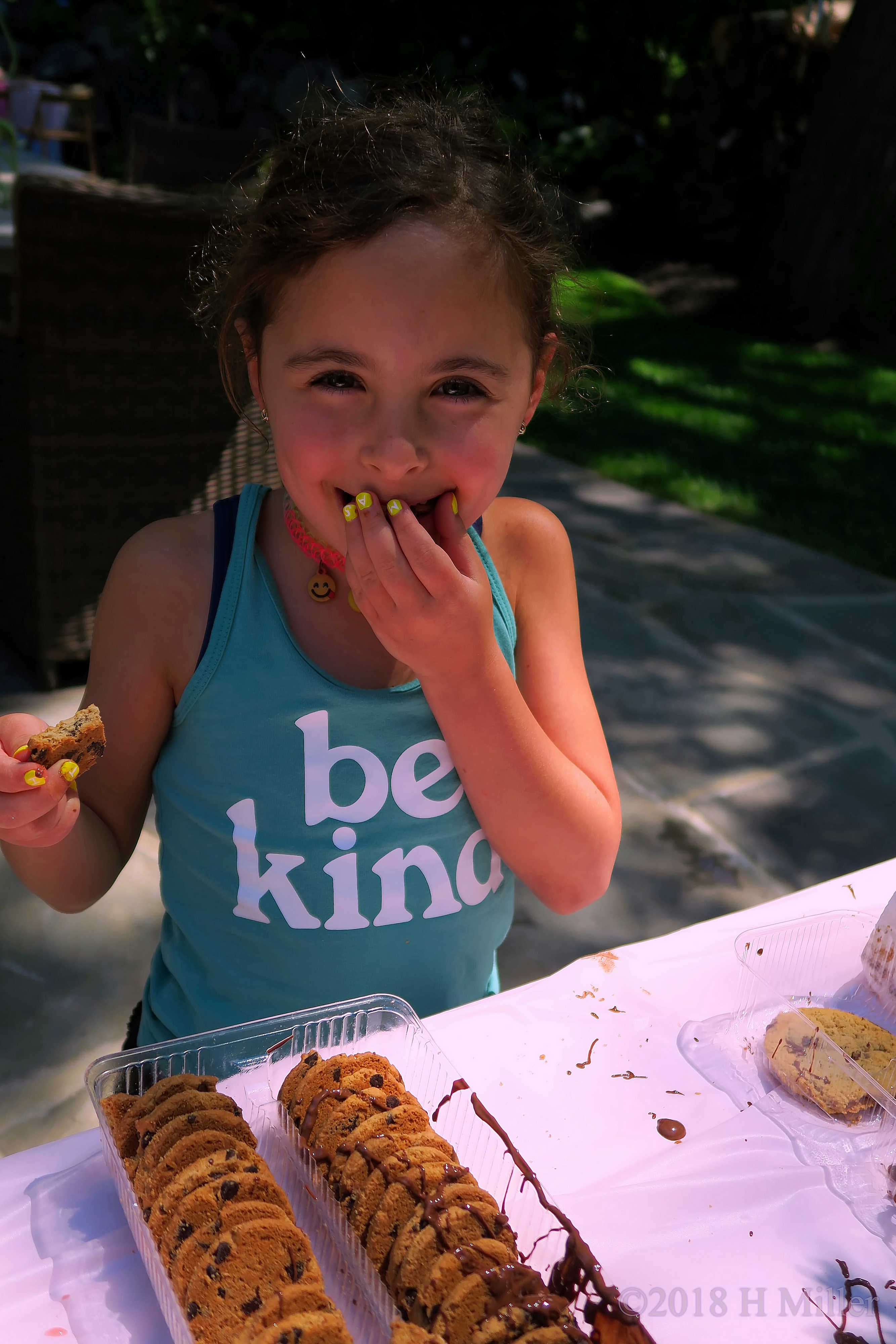 Neon Nails While Eating Yummy Cookies Neon Nails While Eating Yummy Cookies