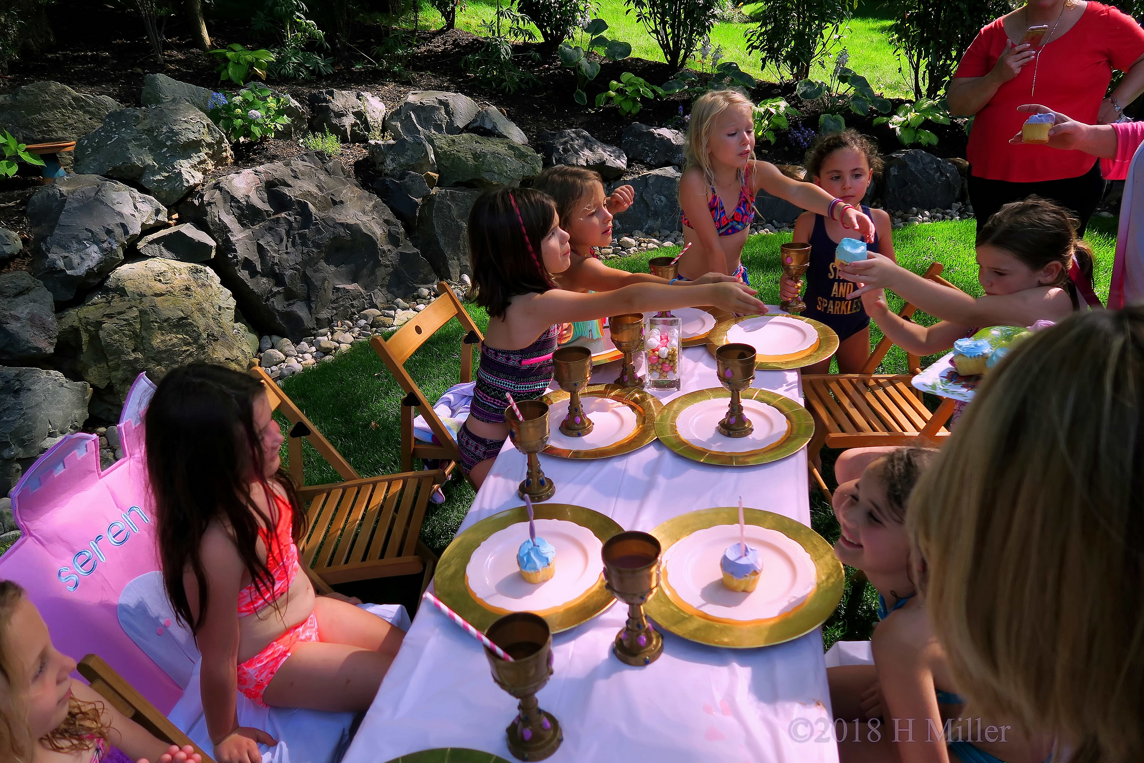 Cupcakes And Pink Lemonade Goblets Cupcakes And Pink Lemonade Goblets