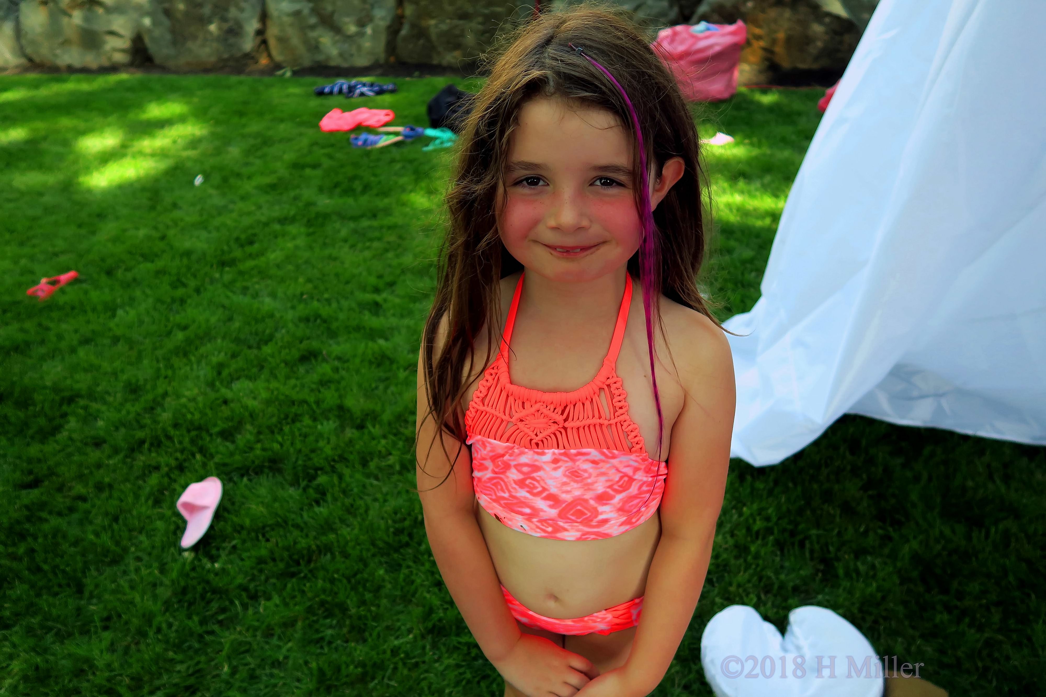 Hot Pink Hair Feather For This Girls Hairstyle Hot Pink Hair Feather For This Girls Hairstyle