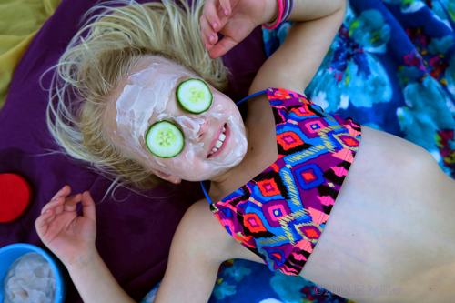Face Masques And Smiles!