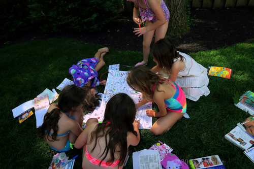 Party Guests Coloring On The Spa Birthday Card