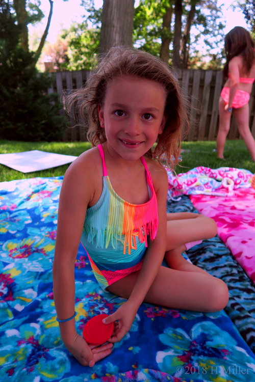 Playing With Sponge After Facials For Girls! Playing With Sponge After Facials For Girls!