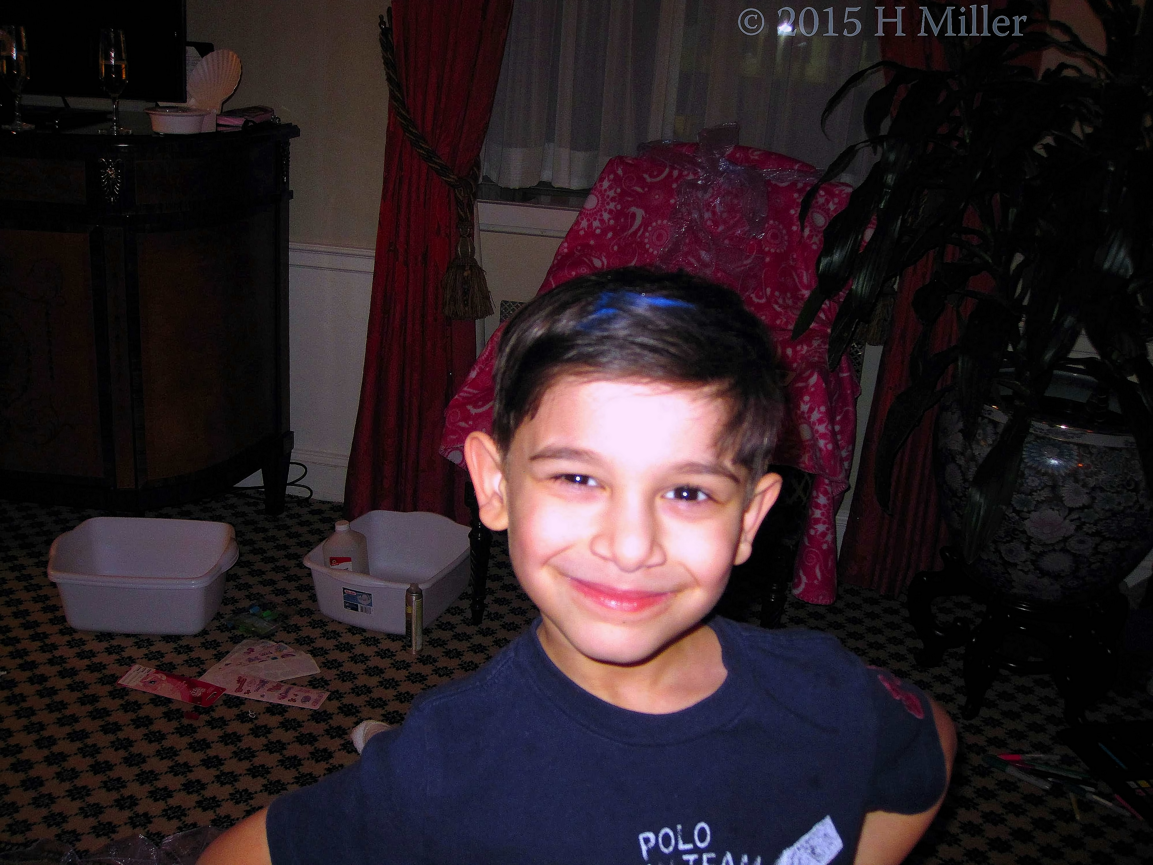 Boys Hair Styling At The Spa Birthday Party! Blue Hair Chalk!! Boys Hair Styling At The Spa Birthday Party! Blue Hair Chalk!!