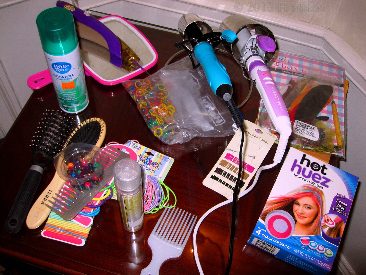 GIrls Spa Party Hair Styling Station. 
