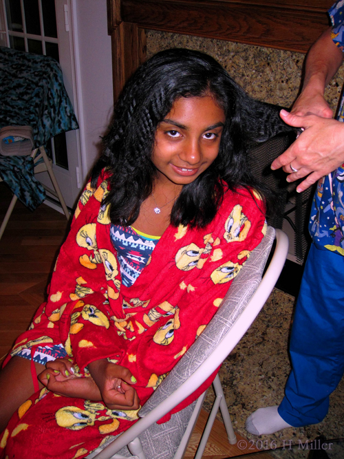 Getting Her Hair Done At The Home Girls Spa