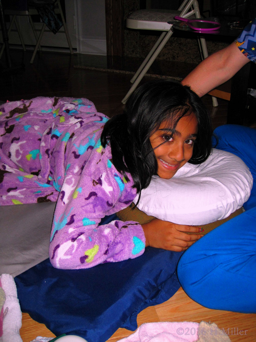 She's Loving Her Kids Massage! She's Loving Her Kids Massage!