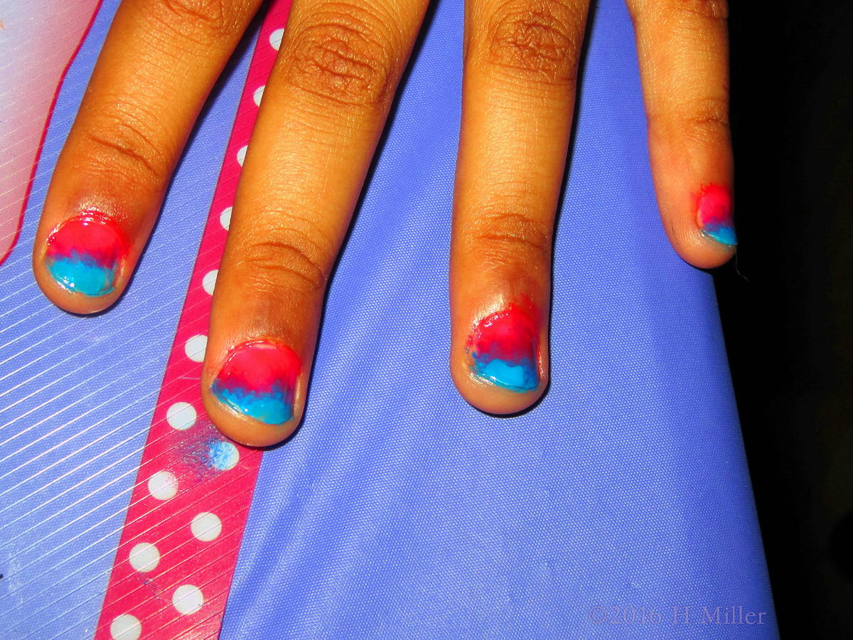 Pretty Pink And Blue Ombre Style Mini Mani 