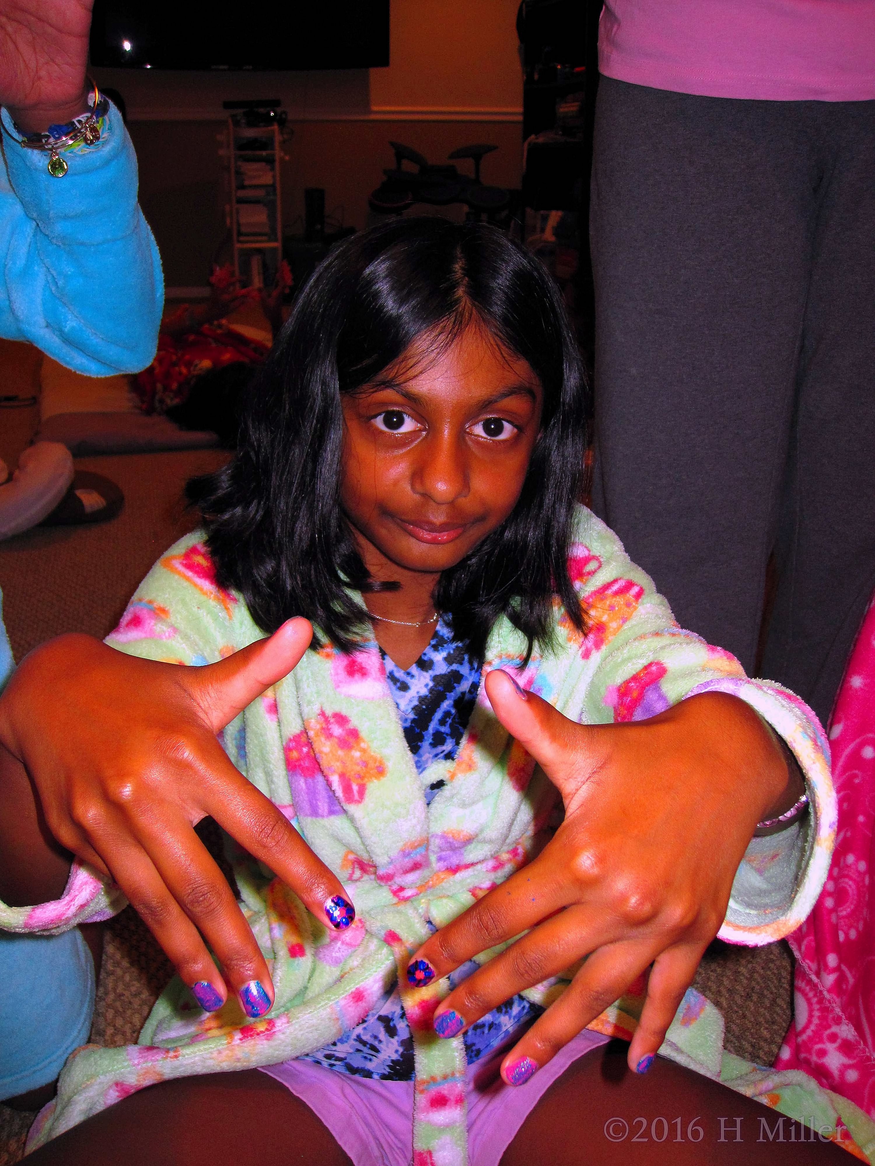 Awesome Home Girls Spa Mini Mani! Awesome Home Girls Spa Mini Mani!