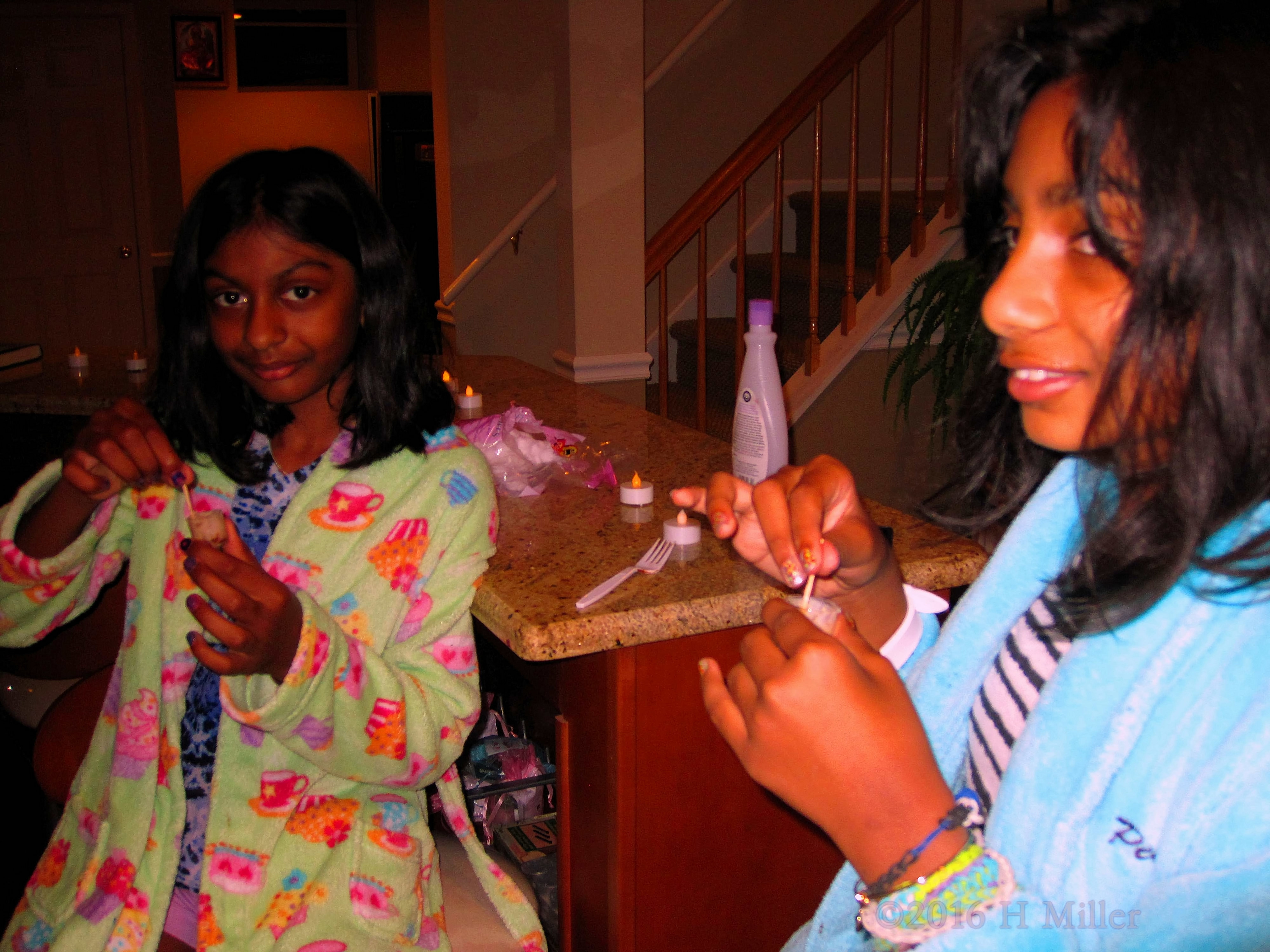 Hanging Out Making Kids Crafts During The Party Hanging Out Making Kids Crafts During The Party