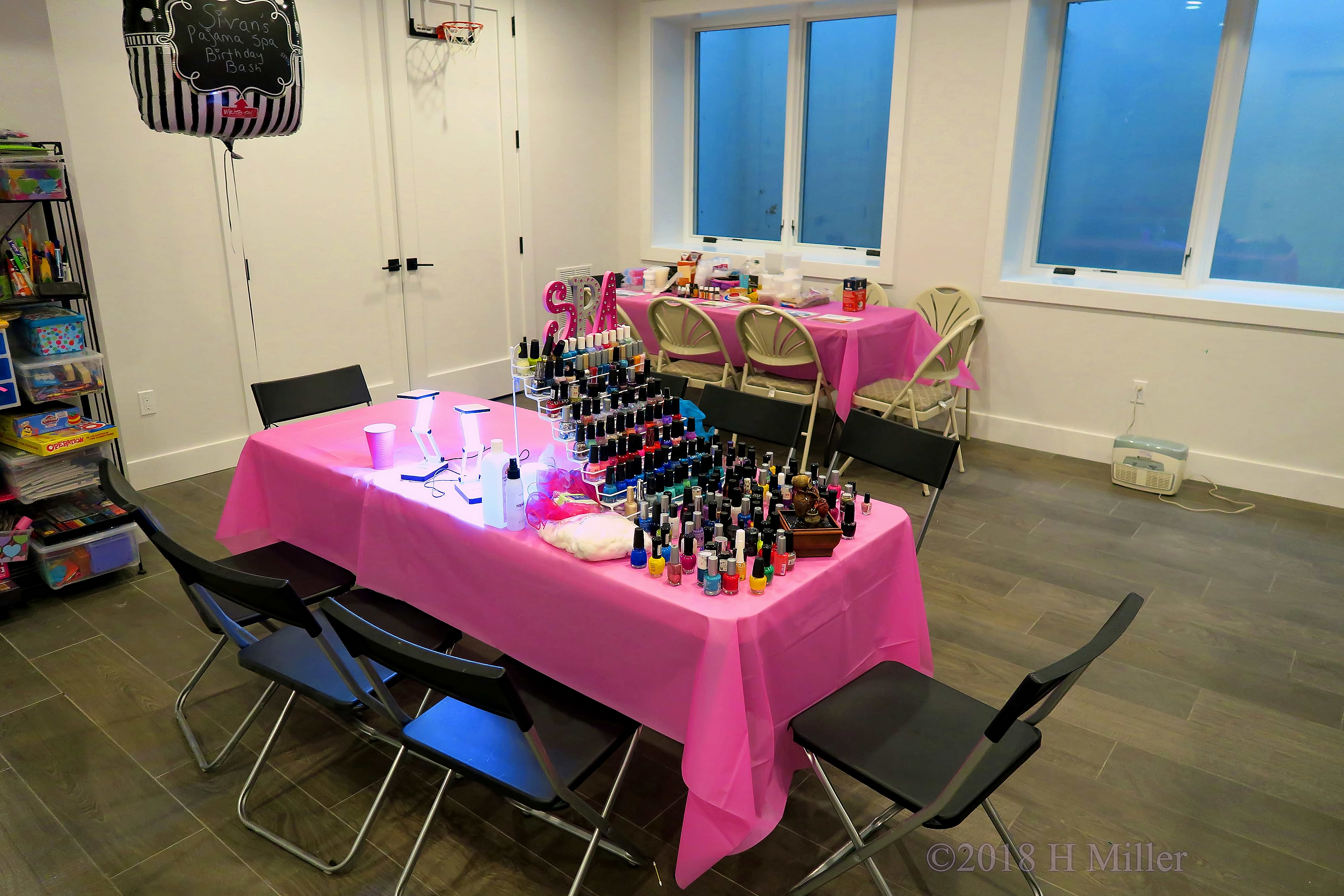 Wide Shot Of The Fun Spa Decorative Space Wide Shot Of The Fun Spa Decorative Space