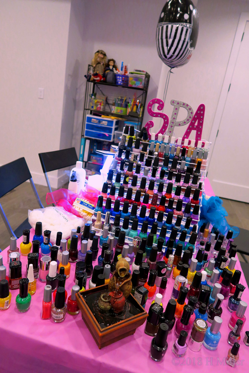 Close Up Of Nail Art Station Showcasing Nail Polish Collectio Close Up Of Nail Art Station Showcasing Nail Polish Collectio