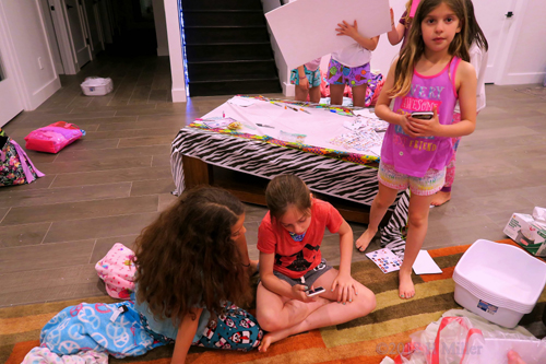 Decorating The Spa BIrthday Card For The Birthday Girl Decorating The Spa BIrthday Card For The Birthday Girl