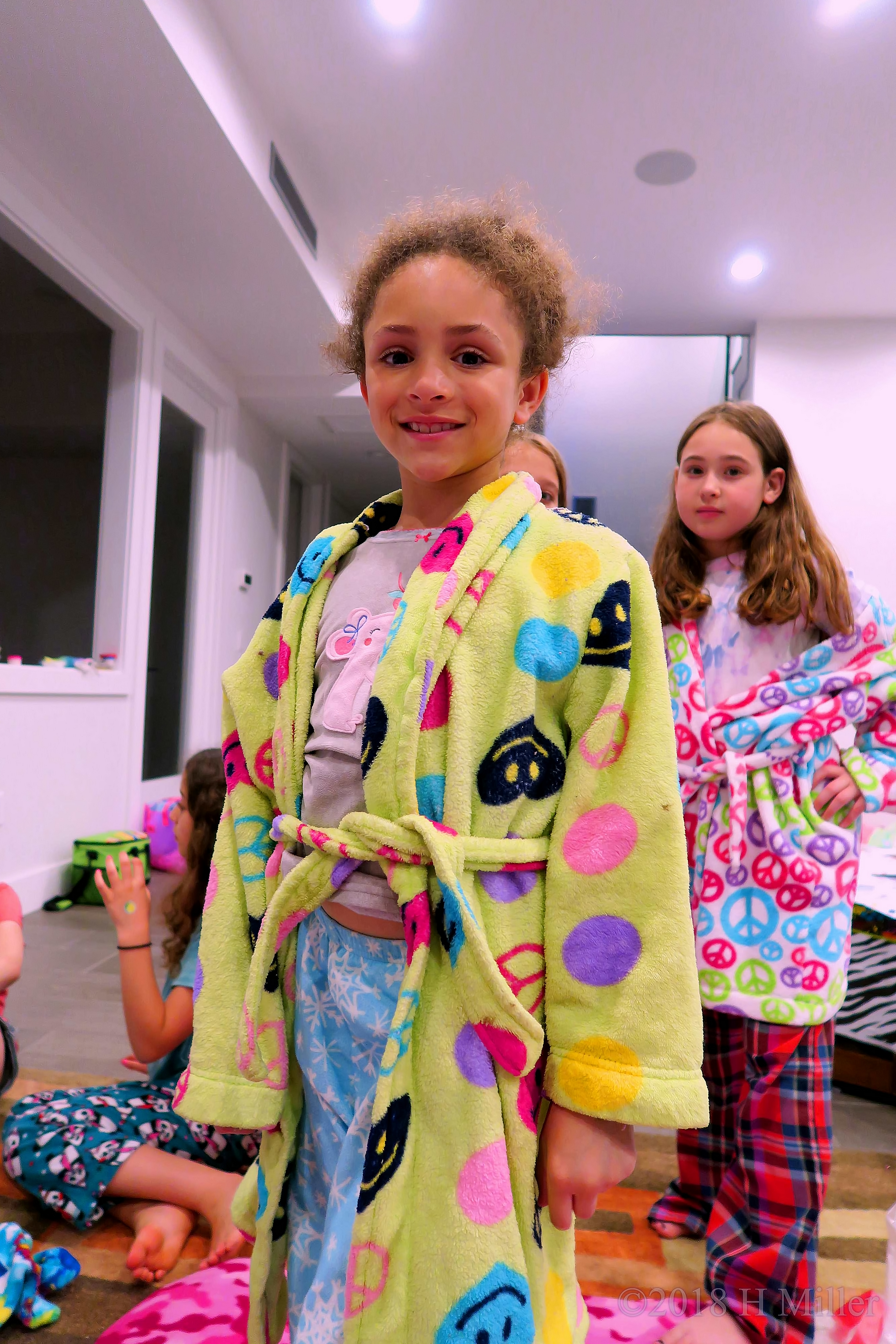 In Her Comfy Greeen and Pattern Spa Robe In Her Comfy Greeen and Pattern Spa Robe