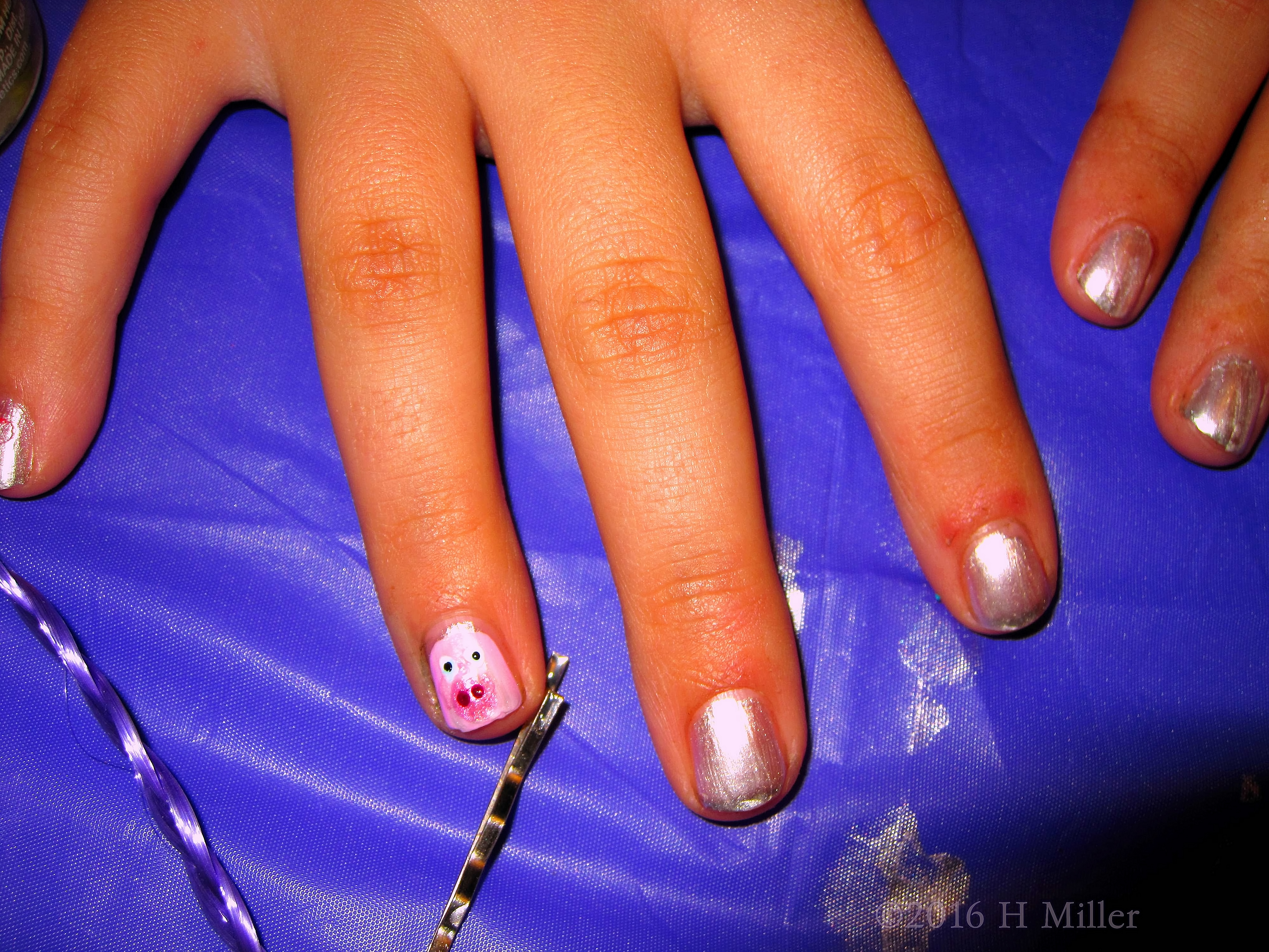 Cute Pig Mini Manicure Cute Pig Mini Manicure