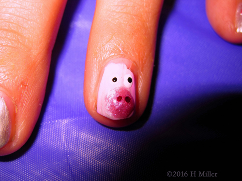 Pretty Pig Nail Art