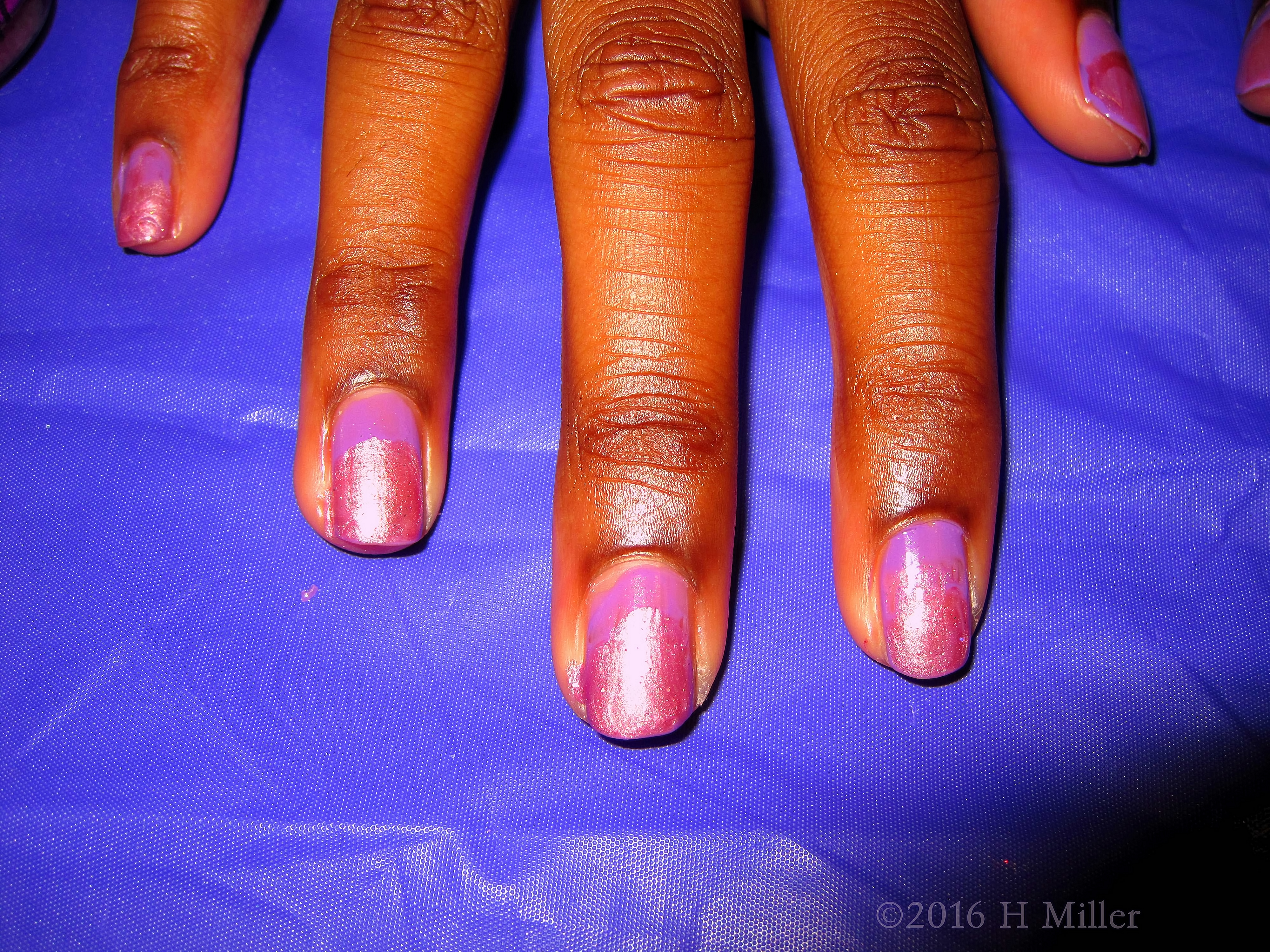Pretty Pink Shiny Manicure