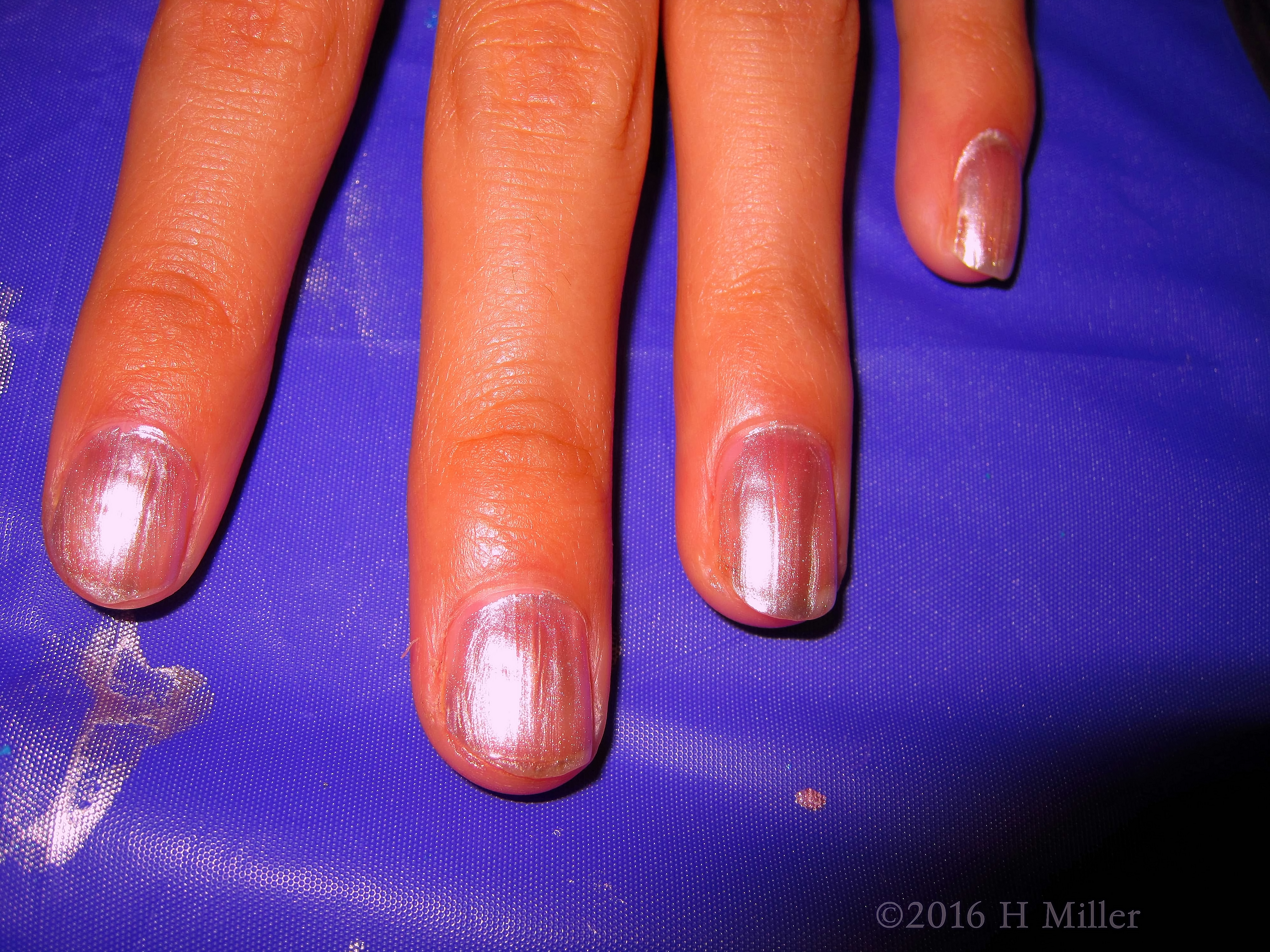Shell Pink Mini Manicure