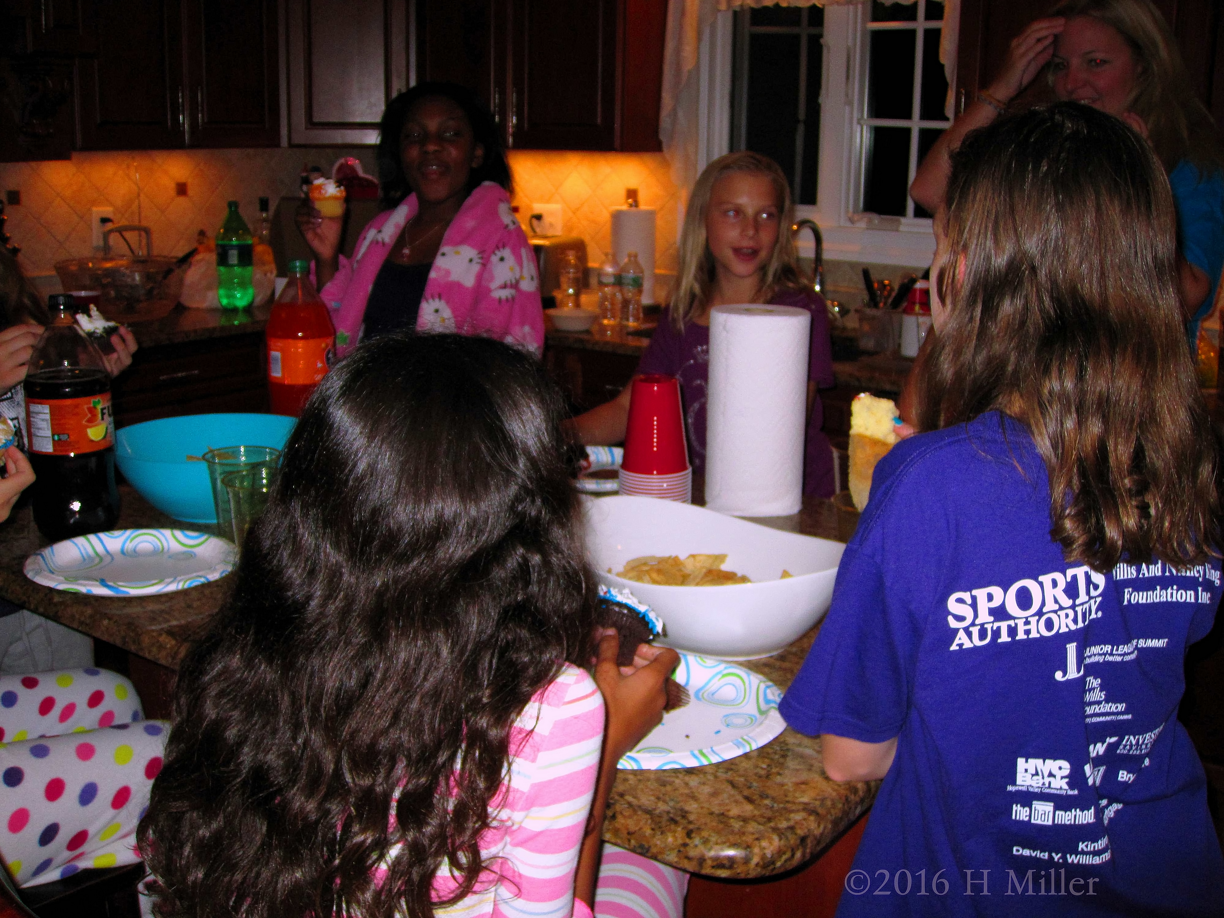 Snacks With Friends Snacks With Friends