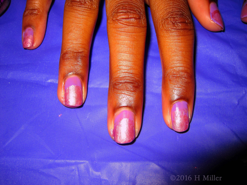 Pretty Pink Shiny Manicur