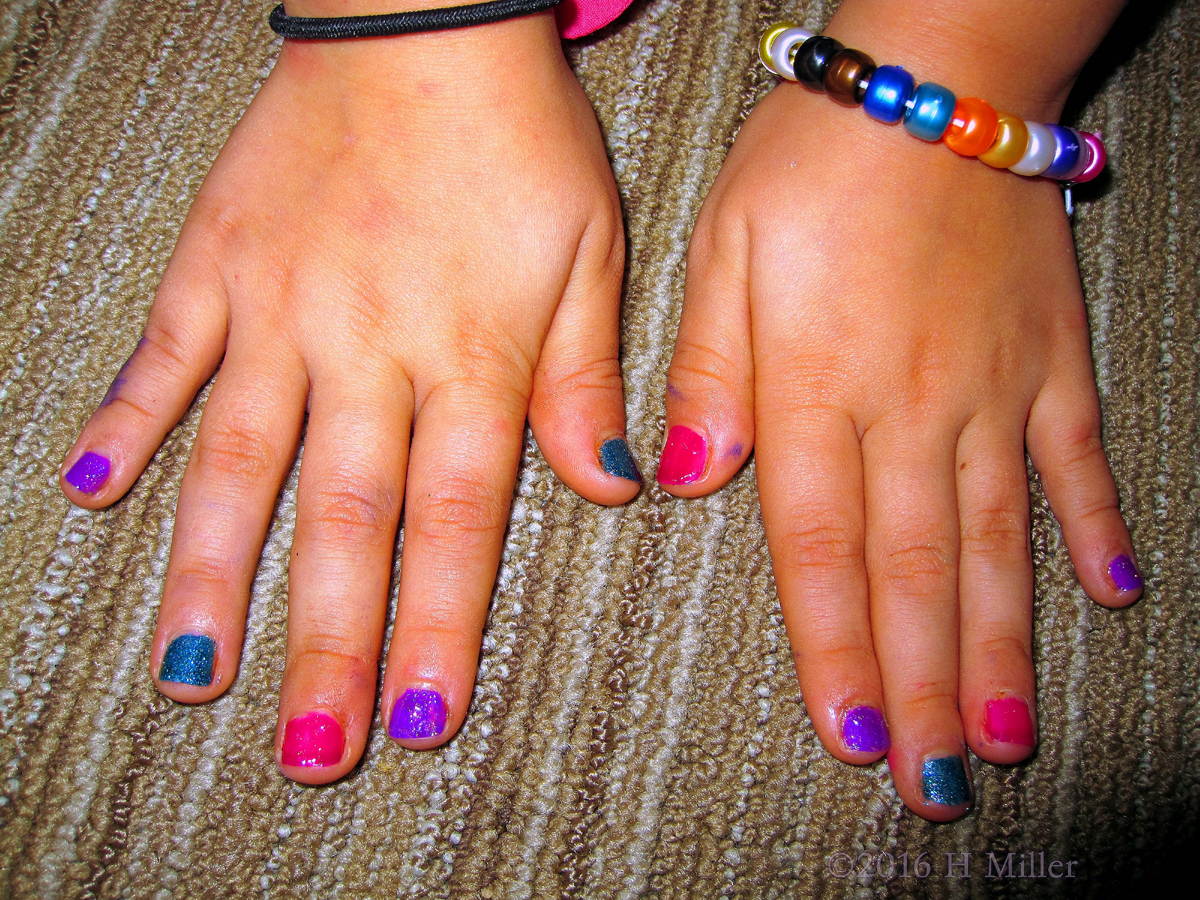 Colorful Blue Purple And Pink Mini Manicure For Girls. 