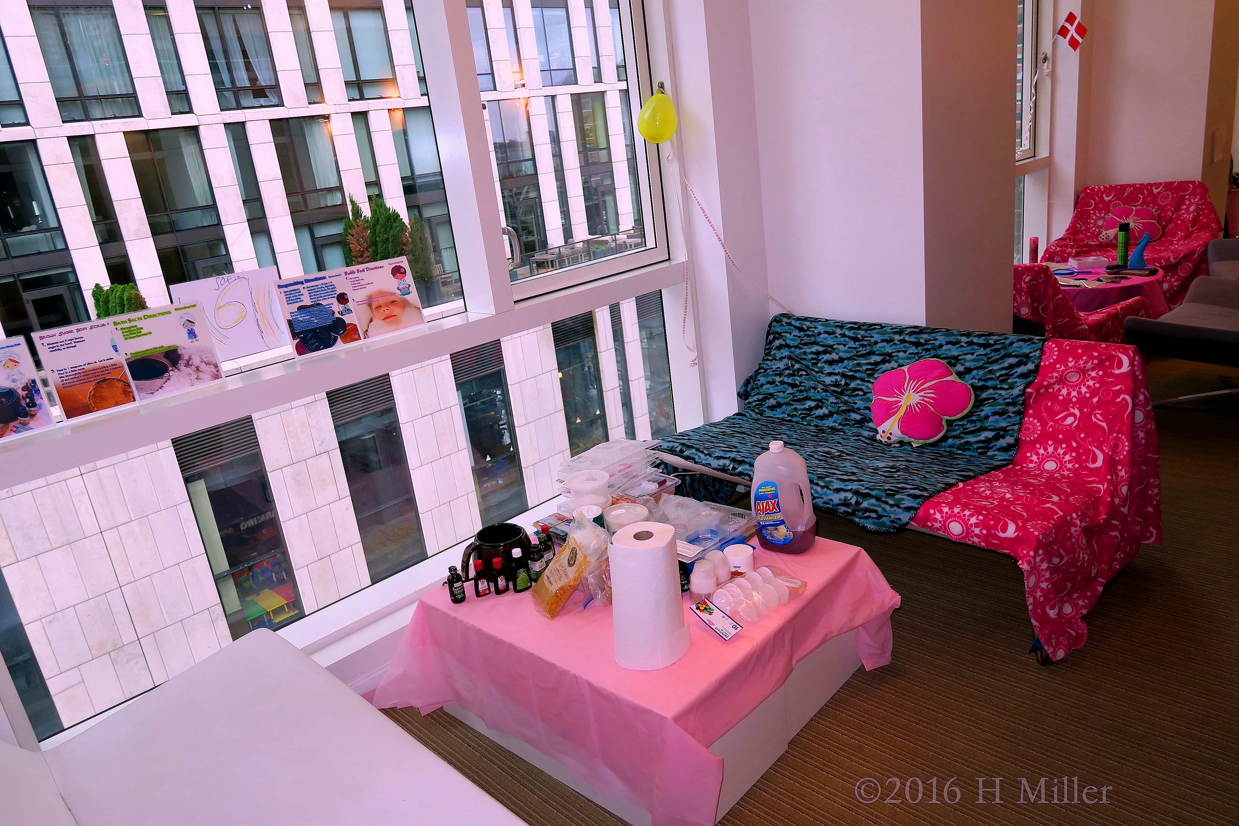 The Spa Couch Decorated With Colorful Spa Throws And Pillows. The Spa Couch Decorated With Colorful Spa Throws And Pillows.