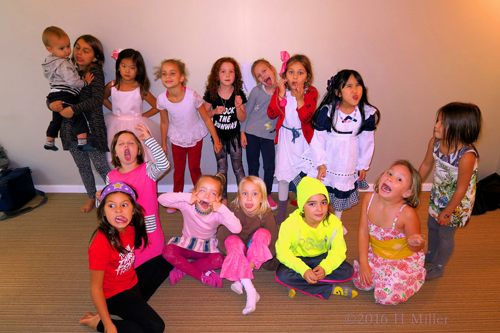 Silly Faces! Silly Faces!