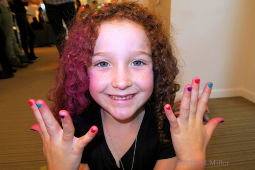 Two Tone Hair And Manicure At The Kids Spa Party! Two Tone Hair And Manicure At The Kids Spa Party!