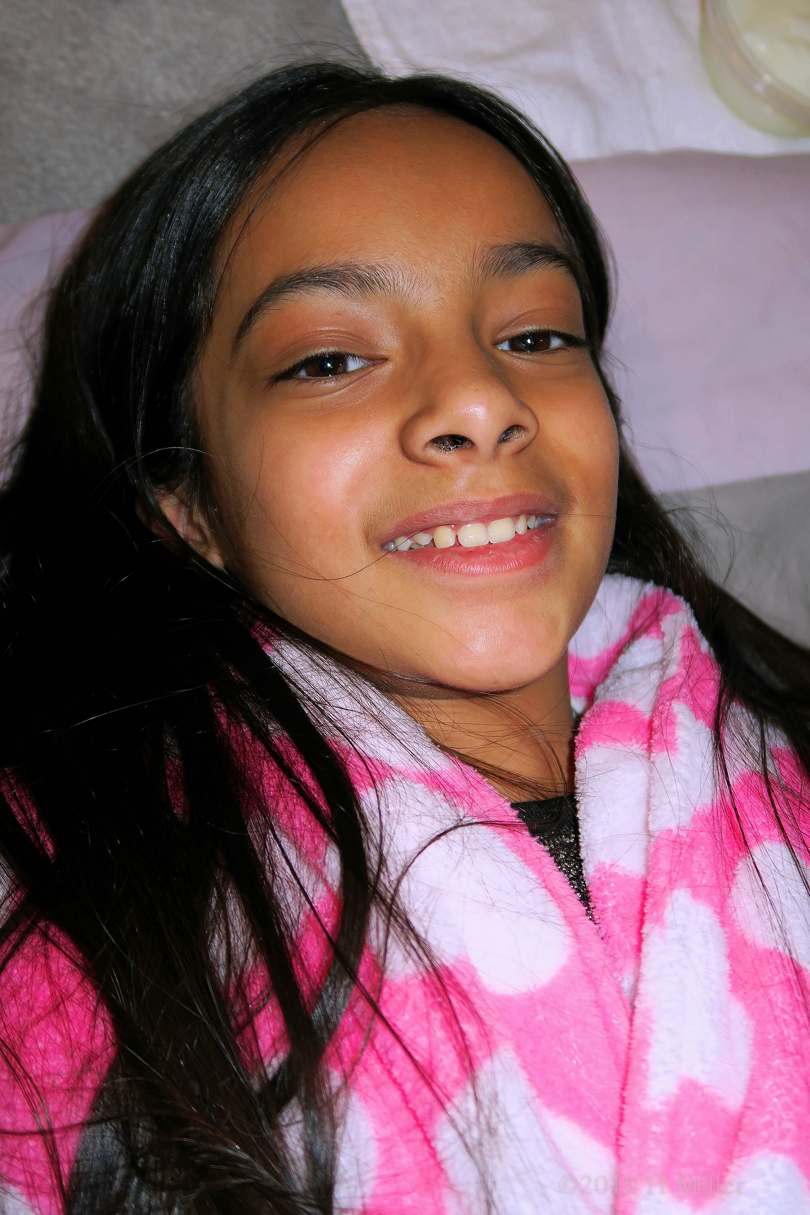 She's Having Fun At The Kids Home Spa She's Having Fun At The Kids Home Spa