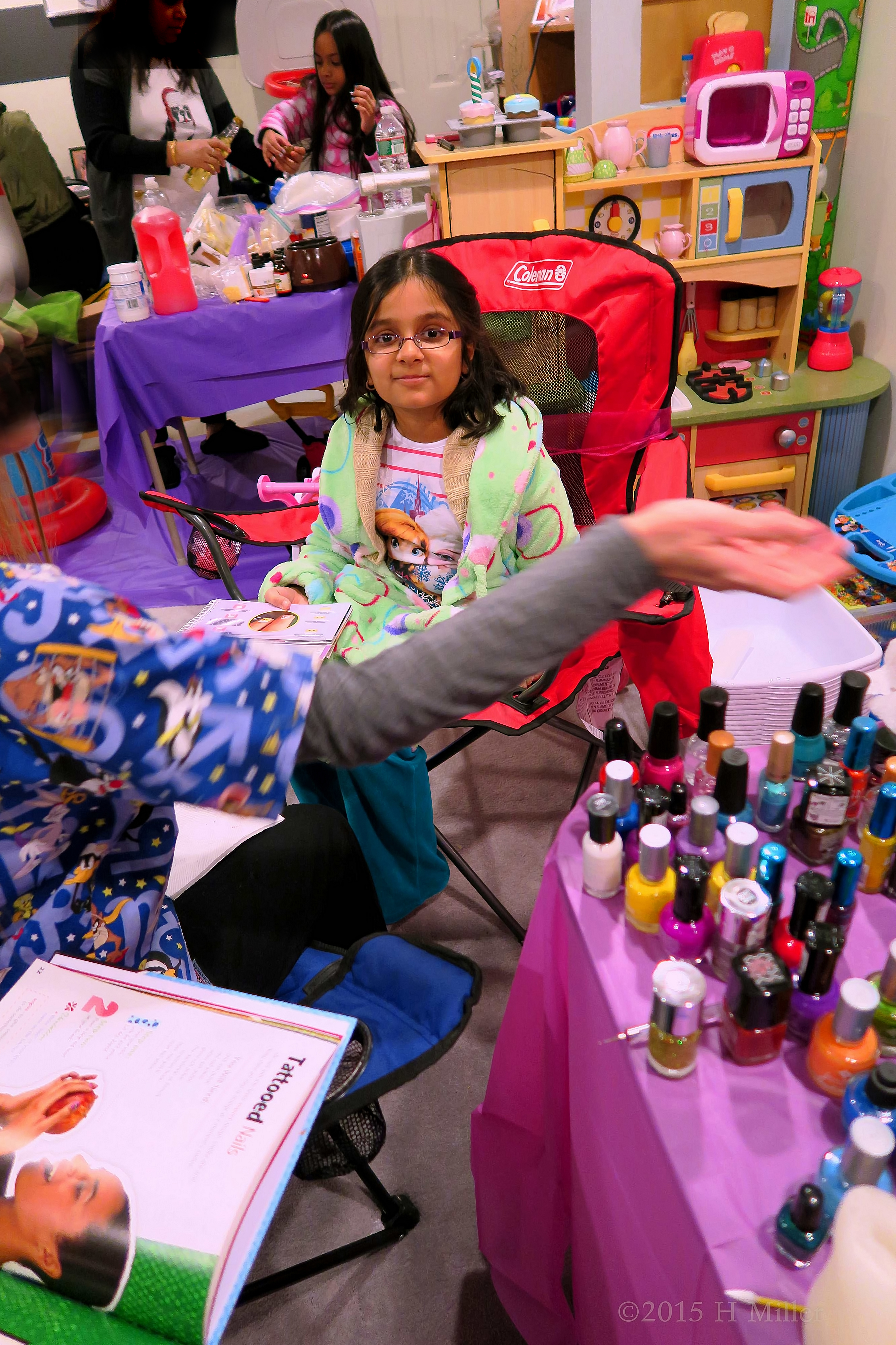 She's Ready For Her Kids Spa Party Mini Mani She's Ready For Her Kids Spa Party Mini Mani