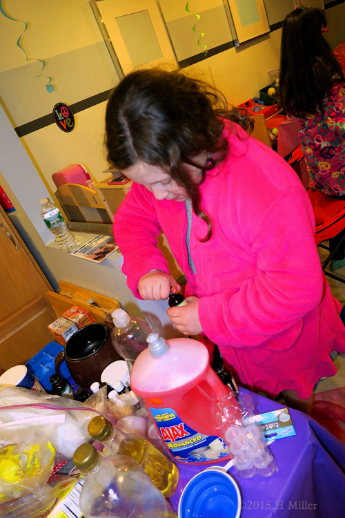 Doing Home Spa Crafts Doing Home Spa Crafts