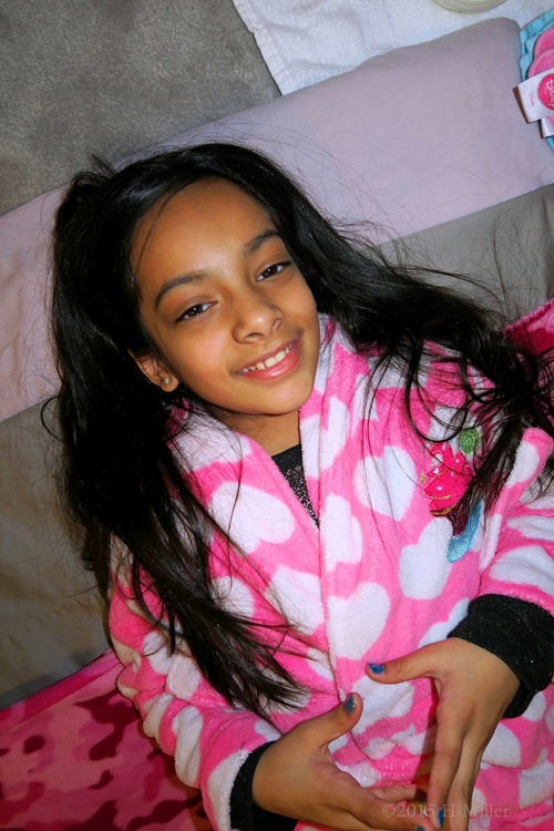 Having Fun At The Home Girls Spa Party Having Fun At The Home Girls Spa Party