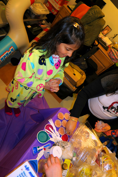 Looking At The Kids Spa Craft Table Looking At The Kids Spa Craft Table