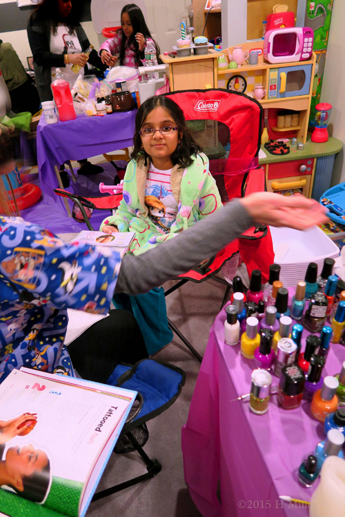 She's Ready For Her Kids Spa Party Mini Mani She's Ready For Her Kids Spa Party Mini Mani