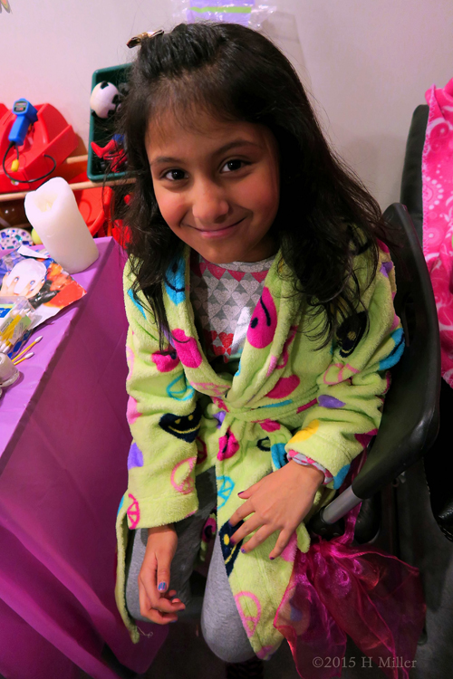 Smiling After Mini Manis Smiling After Mini Manis