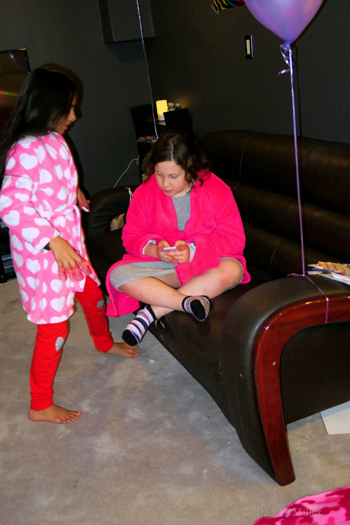 Talking At The Home Kids Spa Party Talking At The Home Kids Spa Party