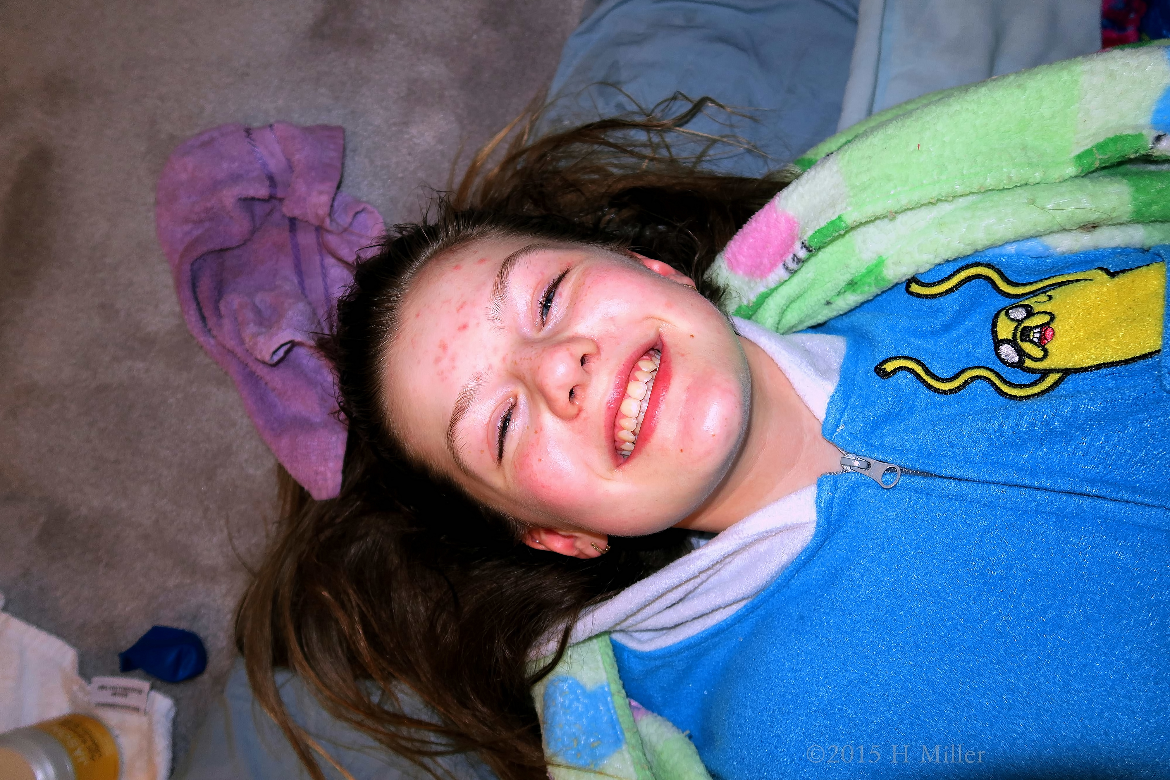 She LOVES The Home Spa Party For Girls! She LOVES The Home Spa Party For Girls!