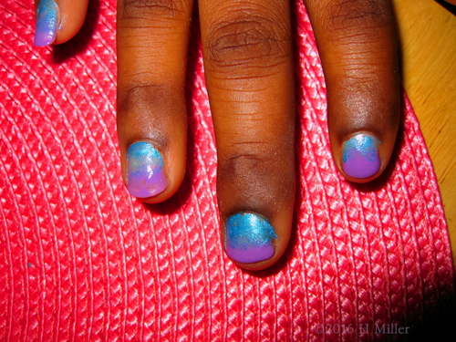 Close Up Of This Uniquely Designed Ombre Kids Mini Mani