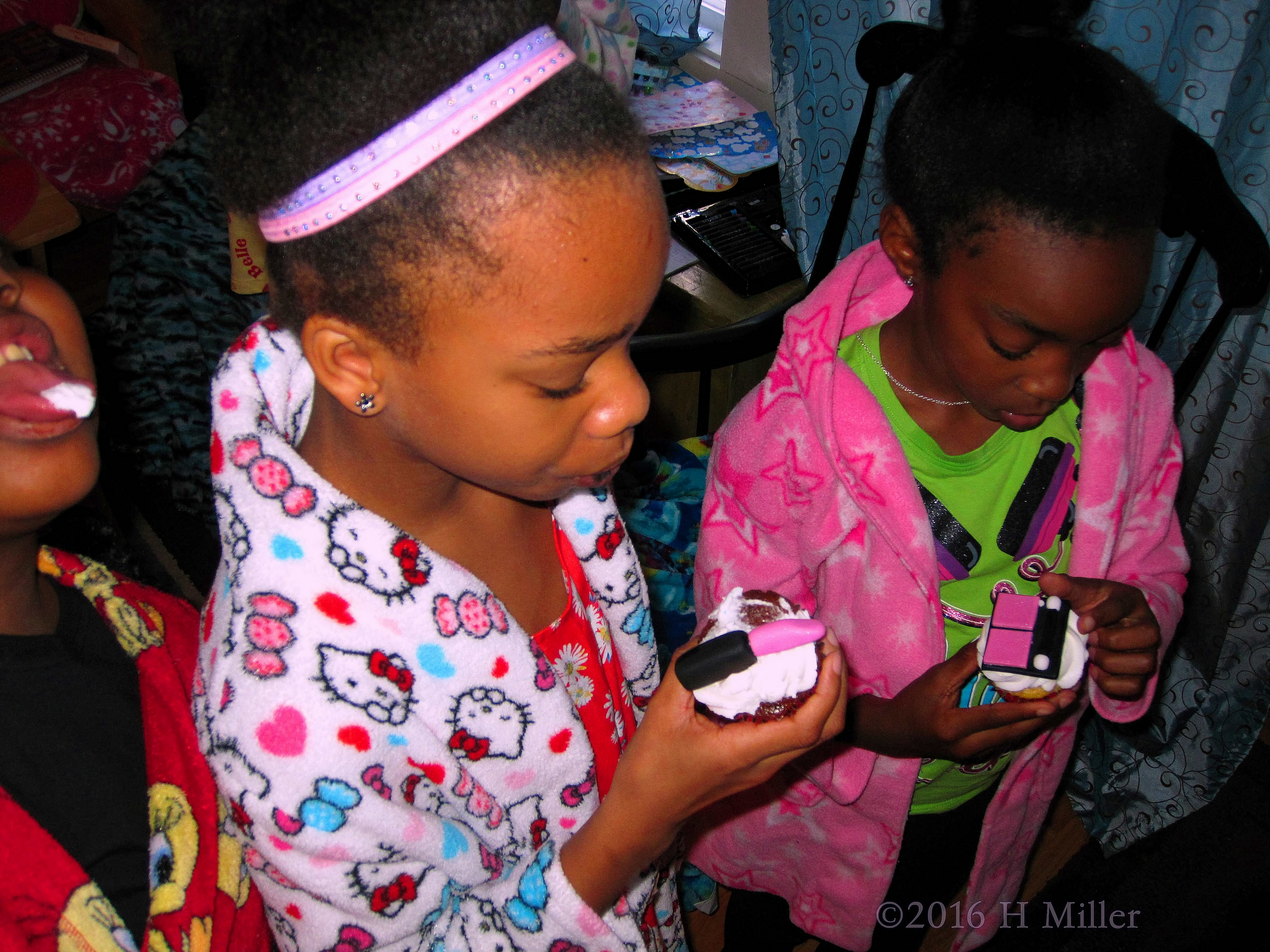 Cupcakes With Spa Themes All Around! Cupcakes With Spa Themes All Around!