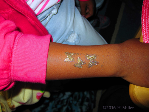 Lightning Bolt Glitter Temporary Tattoo Design Lightning Bolt Glitter Temporary Tattoo Design